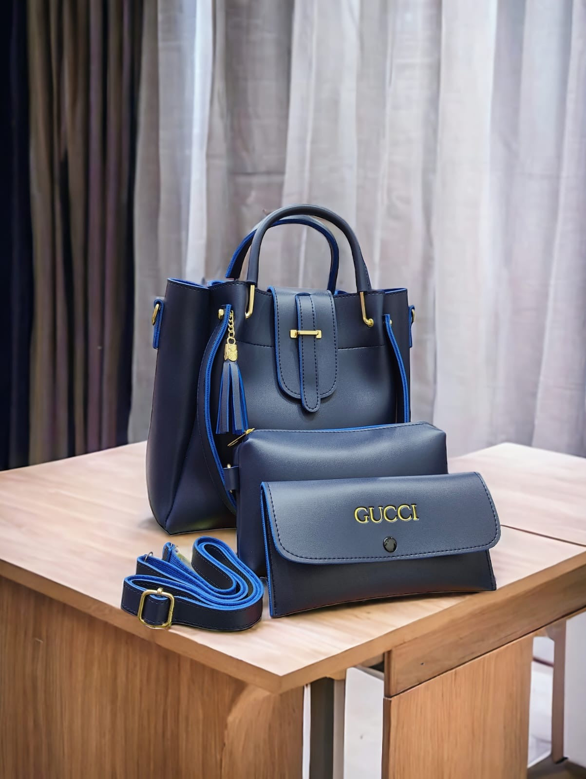 New Gucci Ladies Handbag - 3 pieces Set
