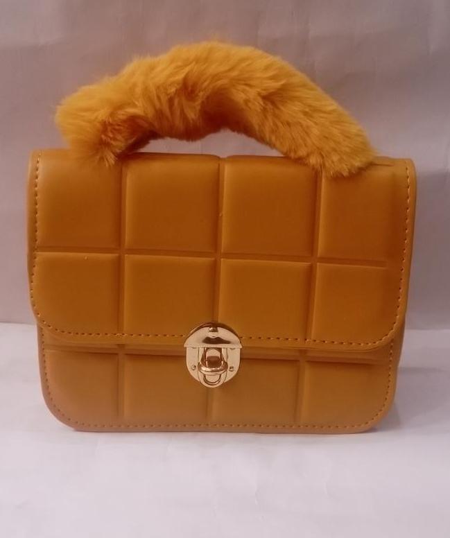 New Stylish Rexine Texture Handbag for Girls