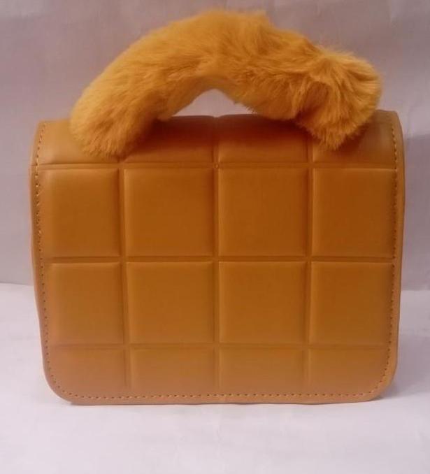 New Stylish Rexine Texture Handbag for Girls